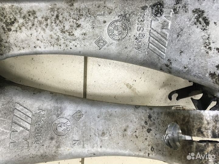Опора поворотная L R bmw f10 m5 m6 f13 f12 f06