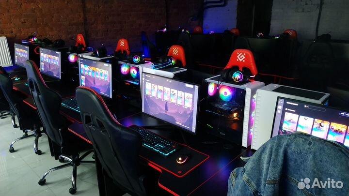 Компьютерный клуб (оборудование)