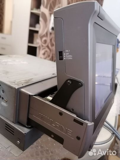 Alpine телевизор, монитор выдвижной