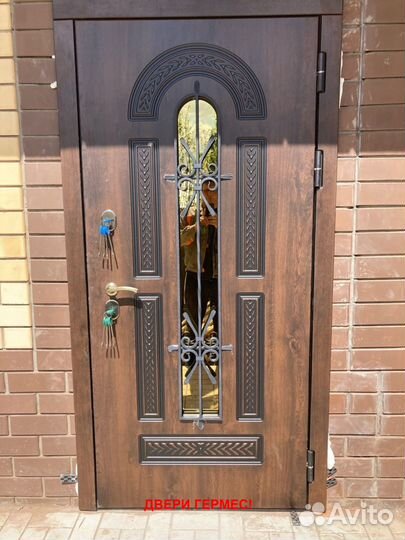 Дверь входная в дом с бесплатной установкой