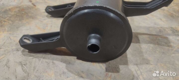 Абсорбер фильтр с активным углем BMW F07 F10