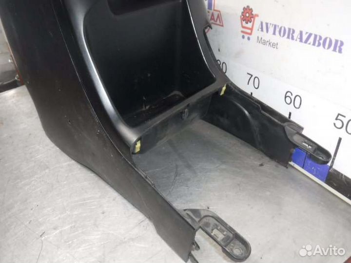 Консоль подлокотник Toyota Lc Prado 120 1GR 2007