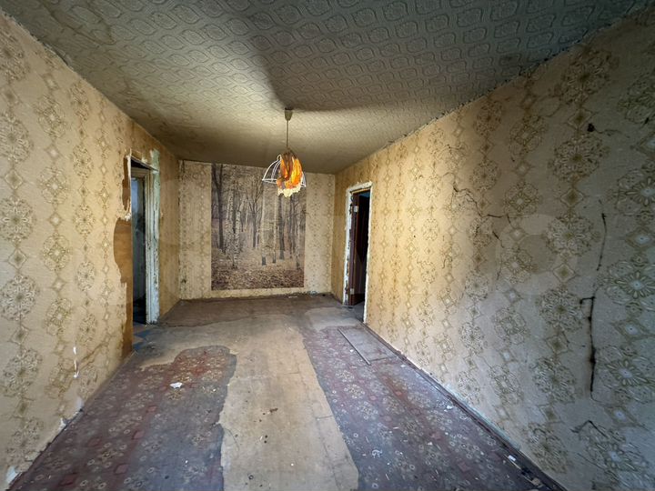 2-к. квартира, 38 м², 1/4 эт.