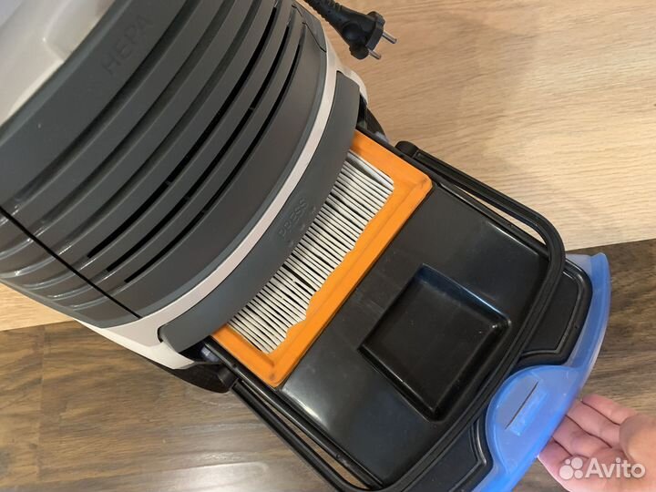 Пылесос karcher с аквафильтром DS 5600