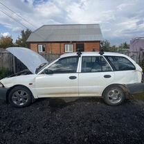 Mitsubishi Libero 1.5 AT, 2002, битый, 250 000 км, с пробегом, цена 115 000 руб.