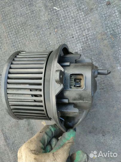 Моторчик печки мерседес спринтер 901