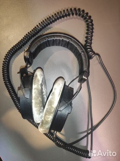 Наушники Beyerdynamic DT 990 PRO 250 Ohm