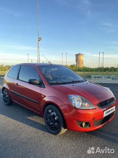 Ford Fiesta 1.4 МТ, 2006, 290 000 км