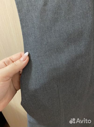 Удлиненный жилет 42-44 рост 170