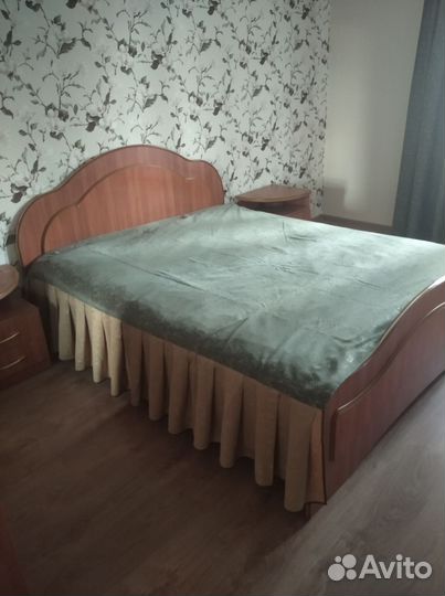 Спальный гарнитур бу
