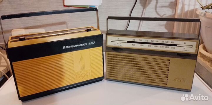 Радиоприемник СССР альпинист 405, 407