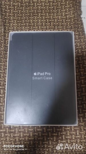 Чехол на iPad