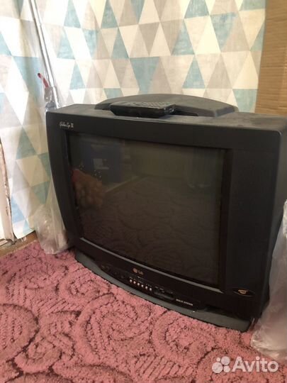 Телевизор LG CF-21K50E