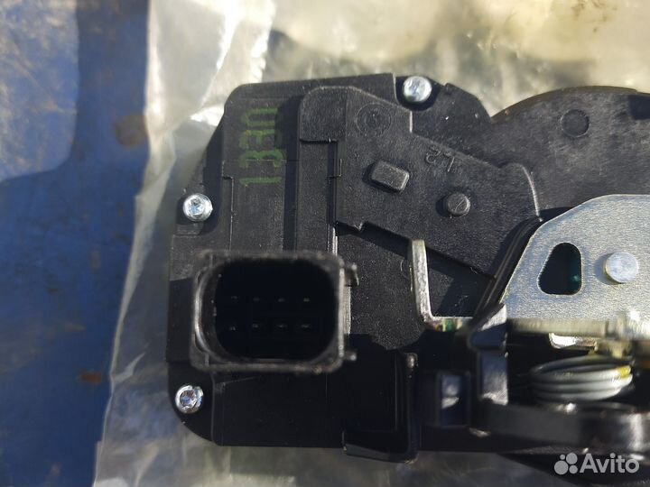 Замок передней левой двери chevrolet captiva
