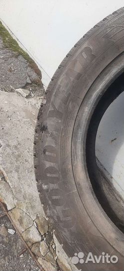 Goodyear EfficientGrip 255/55 R18