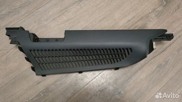 Направляющая шторки багажника левая Bmw X5 E53 M62