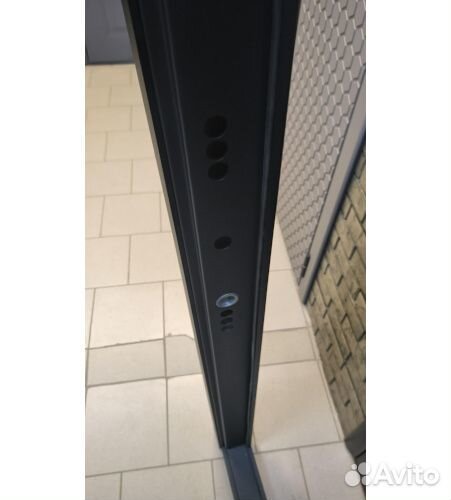 Дверь входная 