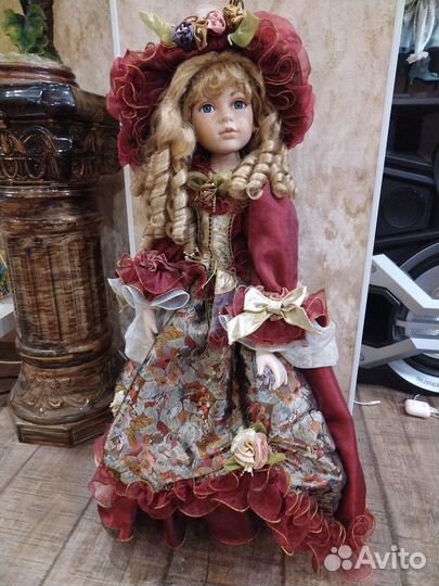 Кукла Фарфоровая коллекционная большая
