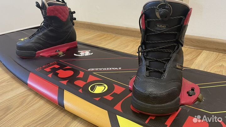 Вейкборд Liquid Force + Ботинки Liquid Force