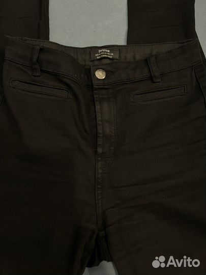 Джинсы с высокой посадкой Bershka