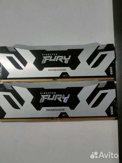 Kingston Fury Renegade DDR5 6400 32gb 16x2