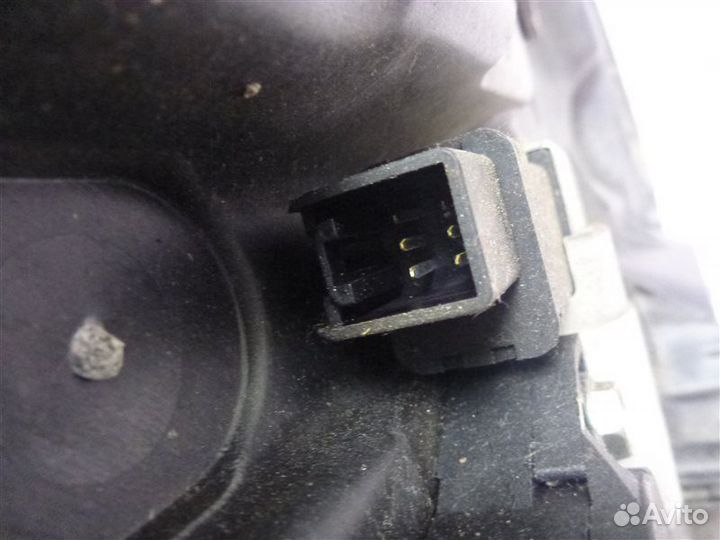 Стеклоподъемник задний правый Mazda Mazda3 BK Z6