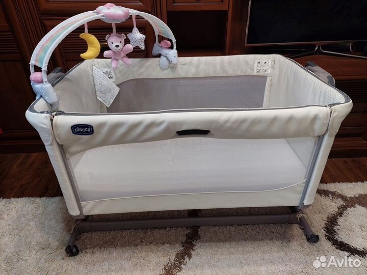 Кроватка chicco next2me magic