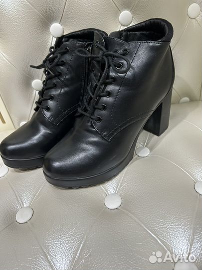 Полуботинки женские 38 размер