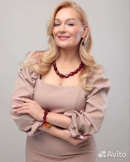 Модель plus size 50-52