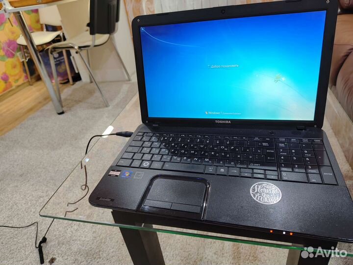 Ноутбук toshiba