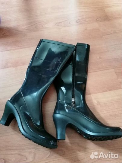 Сапоги резиновые женские новые