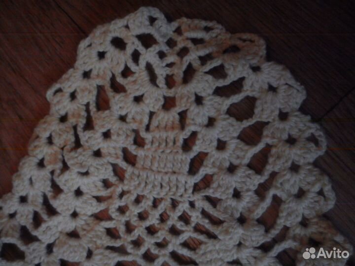 Вязаный ажурный платок