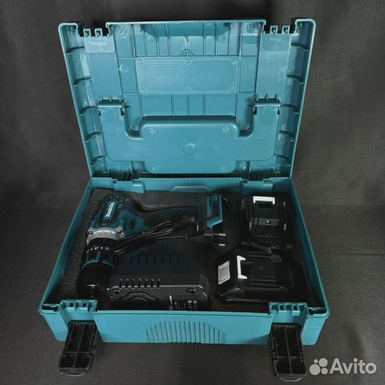 Шуруповерт для ледобура Makita 120 Нм, 2 АКБ