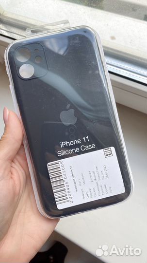 Чехол на iPhone 11