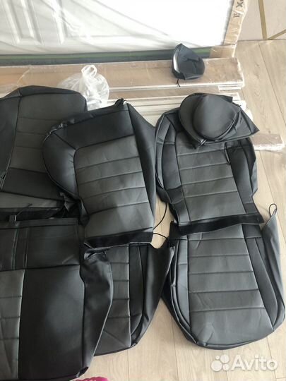 Чехлы Mitsubishi Colt новые