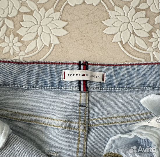 Шорты tommy hilfiger женские размер 26(42)