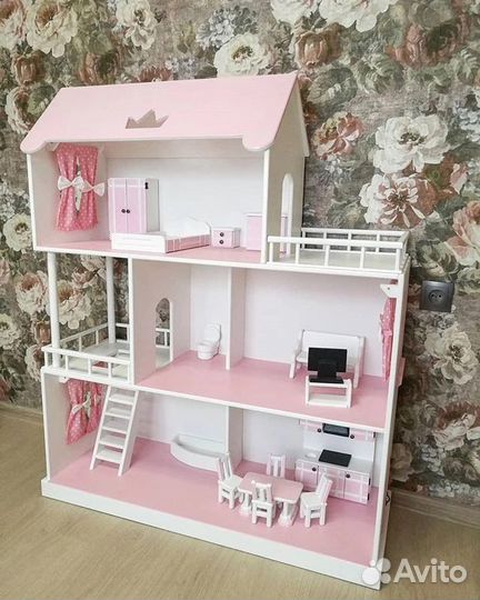 Домик кукольный