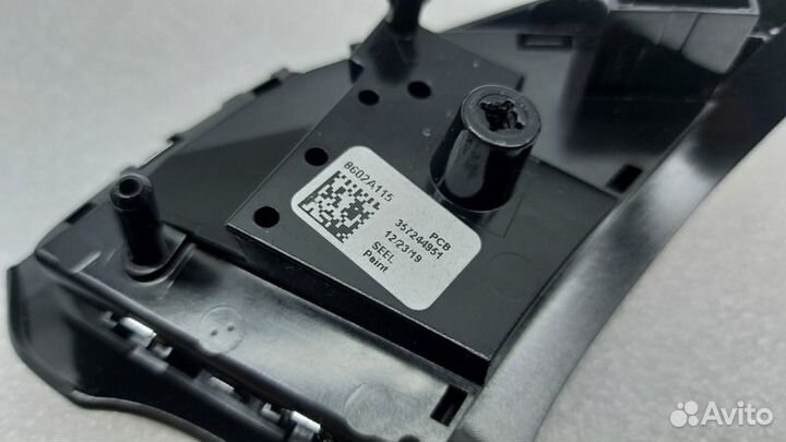 Кнопки на руль правые Mitsubishi Outlander GF2W