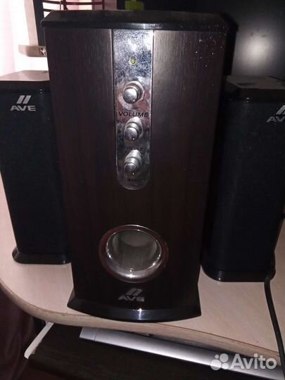 Монитор для компьютера + колонки