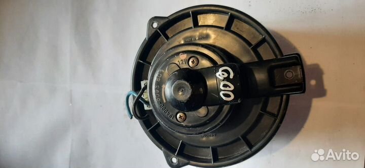 Мотор печки Mitsubishi Grandis Pajero 3