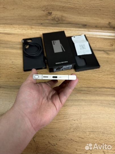 Samsung Galaxy S24 Ultra, 12/512 ГБ