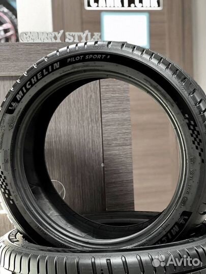 Michelin Pilot Sport 5 245/40 R18 97Y