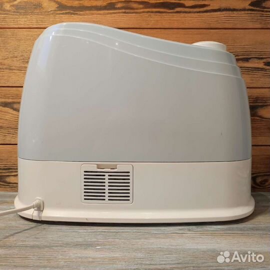 Увлажнитель воздуха Boneco Typ 7136