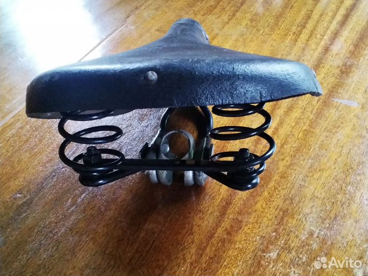 Сиденья на велосипед