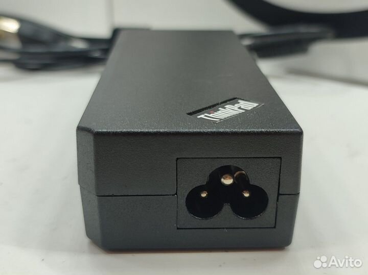 Блок питания для ноутбука Lenovo 20V