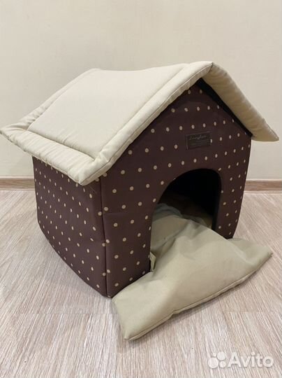 Домик для маленькой собаки или кошки