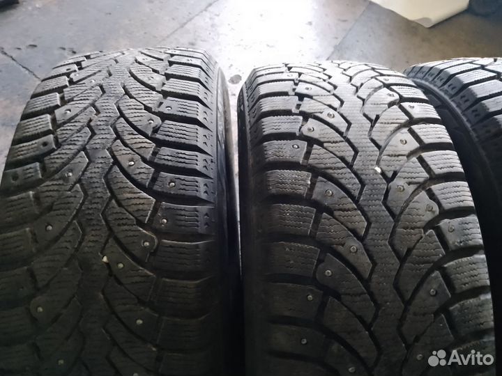 Formula Ice 205/55 R16