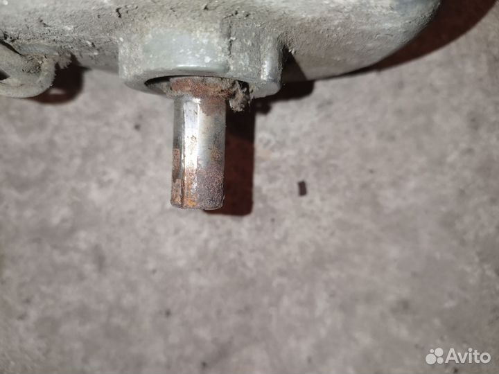 Электрический двигатель