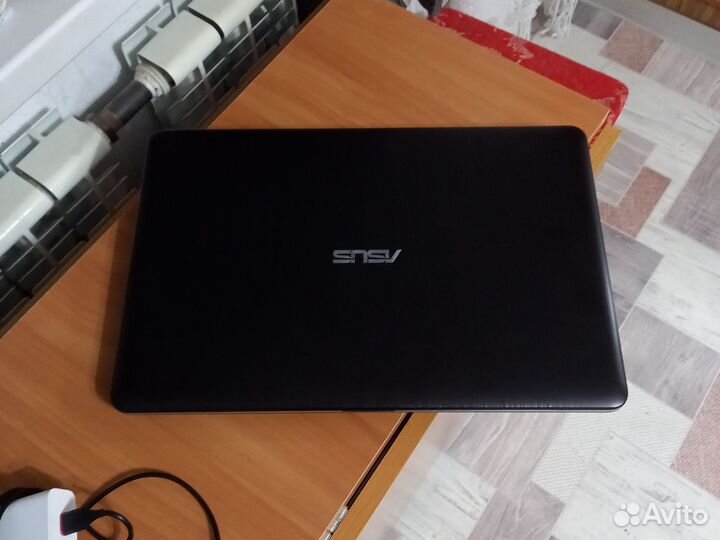 Ноутбук asus r540n