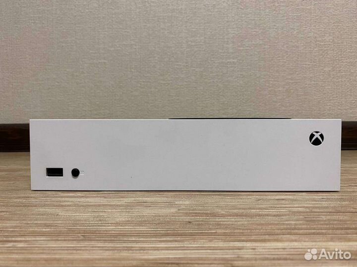 Игровая приставка Xbox Series S